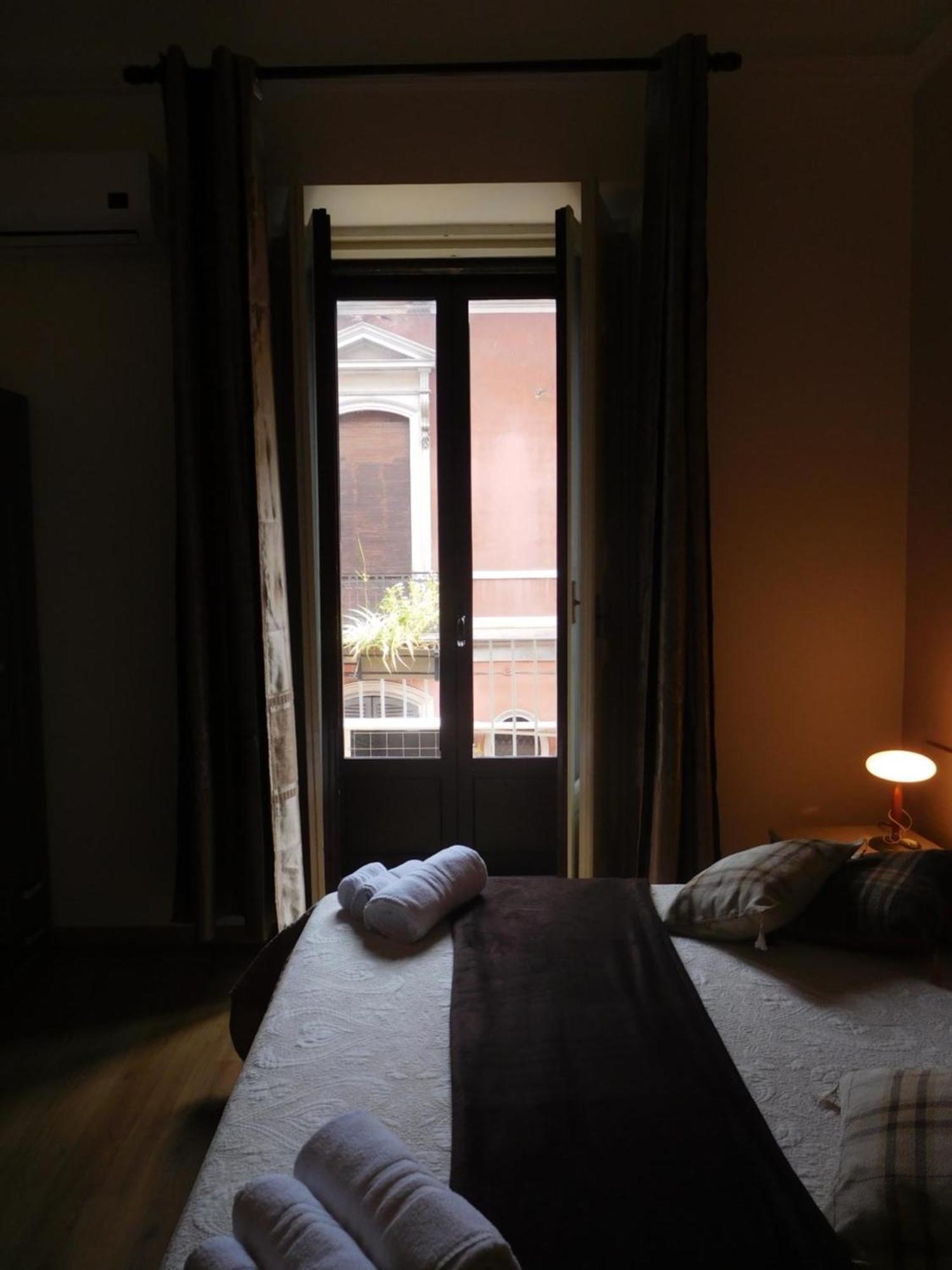 Papali Bed & Breakfast Catania Phòng bức ảnh